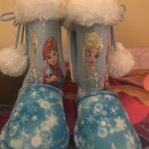 Frozen boots 9
